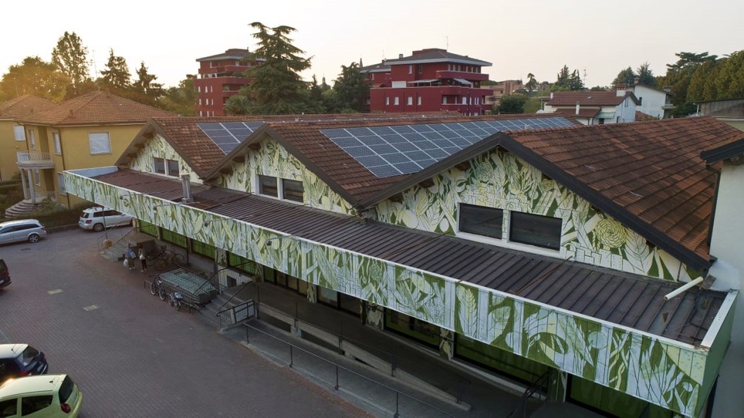 41991311_300767270717027_1684847994421116928_n