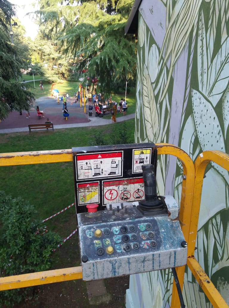 41991557_450520952414567_7835053369143066624_n